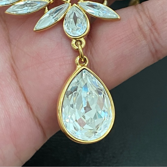 Vintage MONET Signed Black/Clear Crystal Rhinestone Teardrop Pendant Necklace - Picture 13 of 16